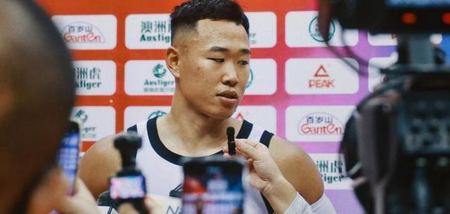 他标志性的 他标志性的