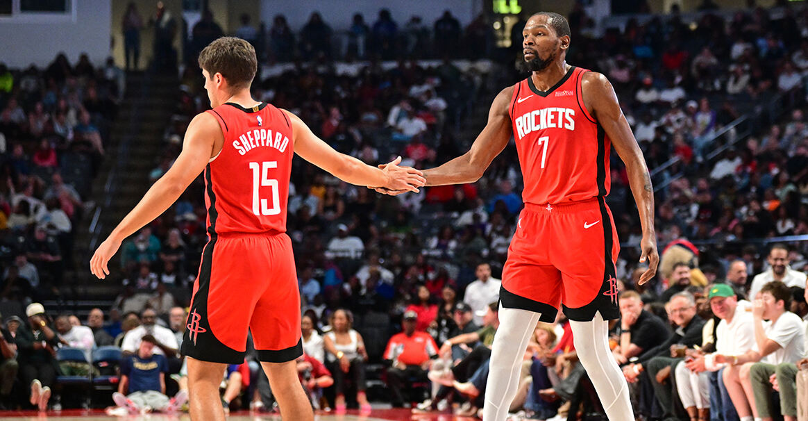 火箭队在季, 杜兰特的职, 球馆开始训