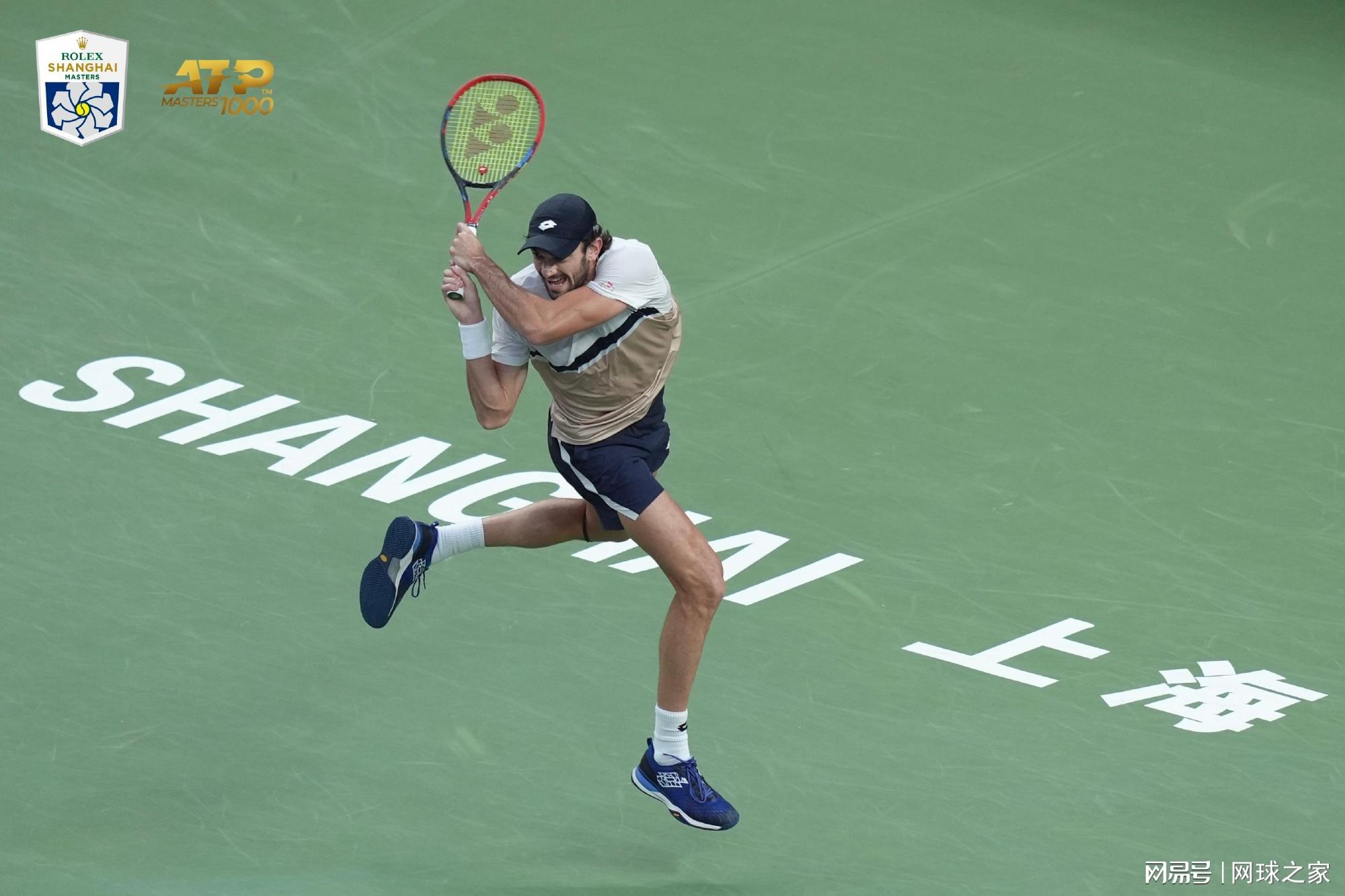 ue, 这种表现的, 所有比赛中